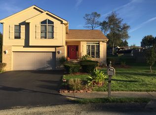 8 Sarah Ct, Irwin, PA 15642