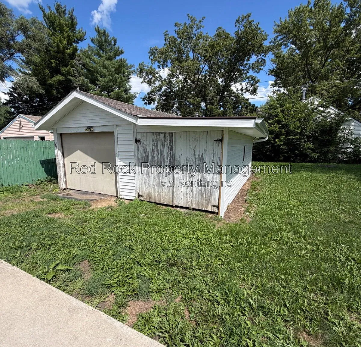 2 bed, 1.0 bath, 680 sqft, $1,100 — Photo 2