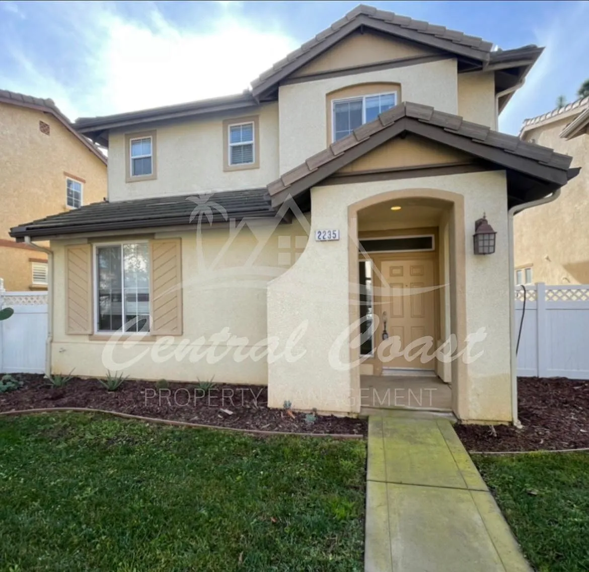 2235 Nightshade Ln — Photo 1