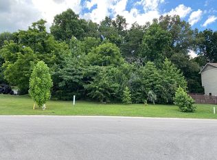 127 Crossroads Blvd, Oak Ridge, TN 37830