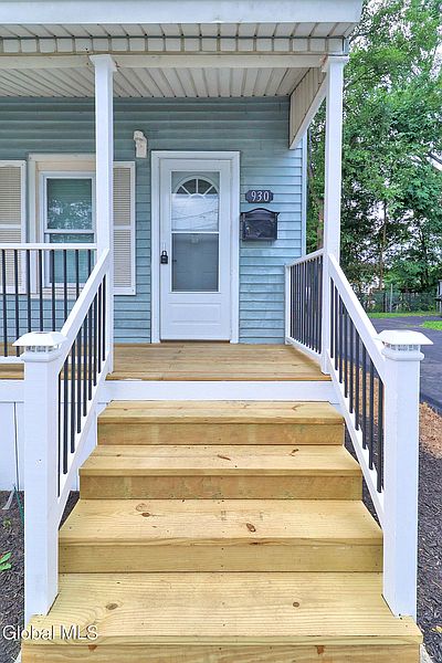 2nd image of 930 Bradt Street