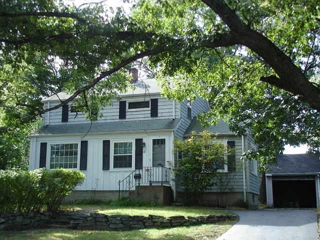 1st image of 181 Byron Blvd
