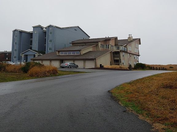 2nd image of 1301 Ocean Shores Blvd SW Unit 2
