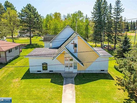 4th image of 32 Church St