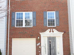 8076 Horseshoe Cottage Cir, Lorton, VA 22079