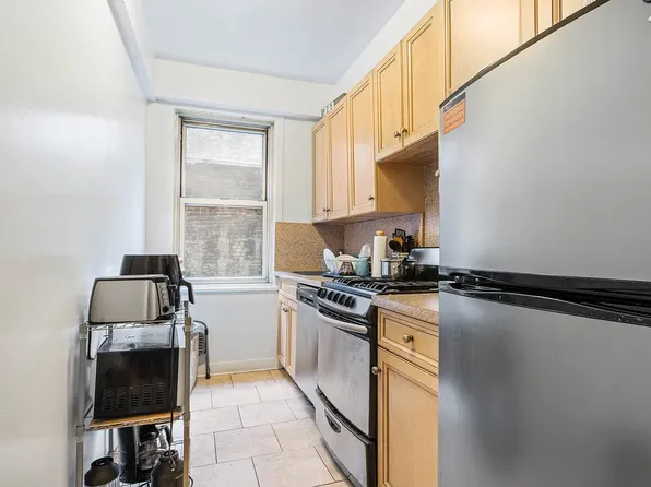 220 Madison Ave APT 7Q, New York, NY 10016