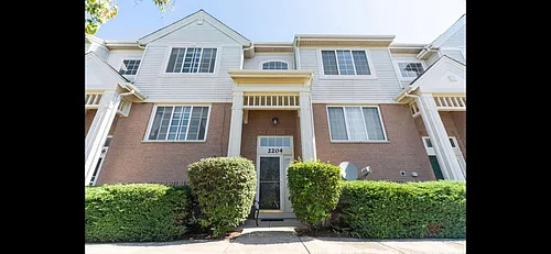2204 W Concord Ln Photo 1