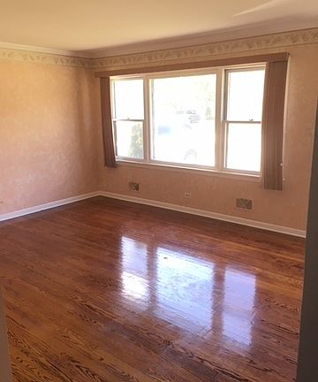 4th image of 229 N Pershing Ave