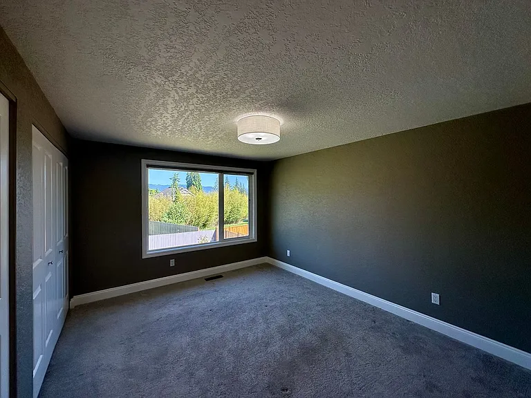 2710 Lakeridge Ln — Photo 15