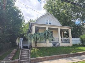 715 Hallowell St, Conshohocken, PA