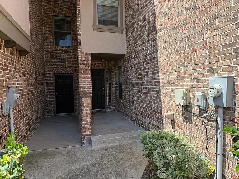 1139 Landon Ln — Photo 63