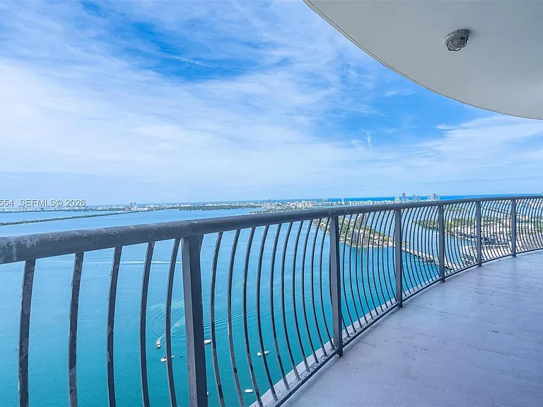 1750 N Bayshore Dr #4901 — Photo 30
