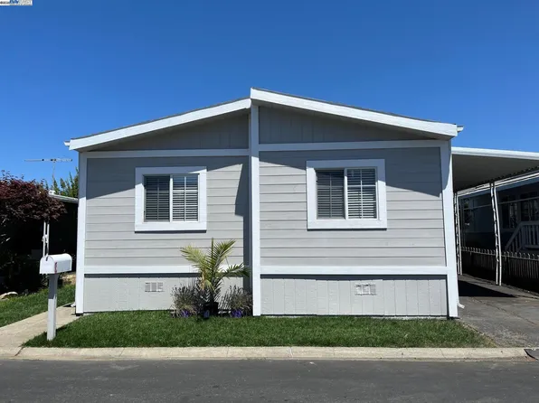 2187 Bourbon Dr, Hayward, CA 94545