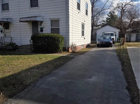 21670 Crystal Ave, Euclid, OH 44123