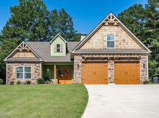 826 Holly Ridge Dr, Gray, GA 31032