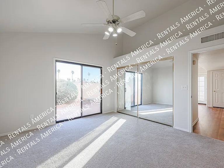 1902 N Barkley #7 — Photo 18