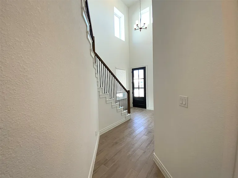 358 Darley Oak Dr — Photo 17