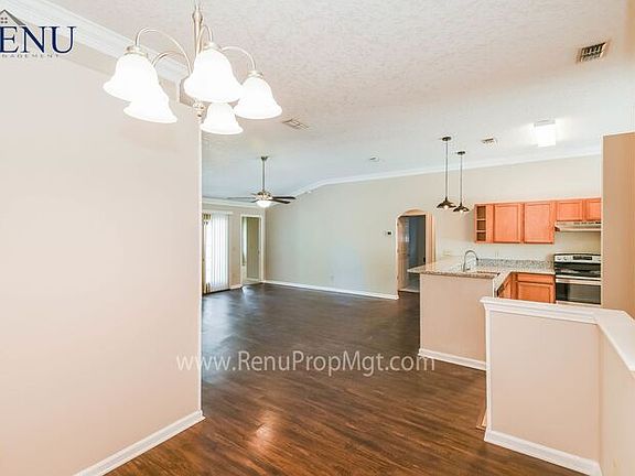 4th image of 2671 Glenhaven Dr