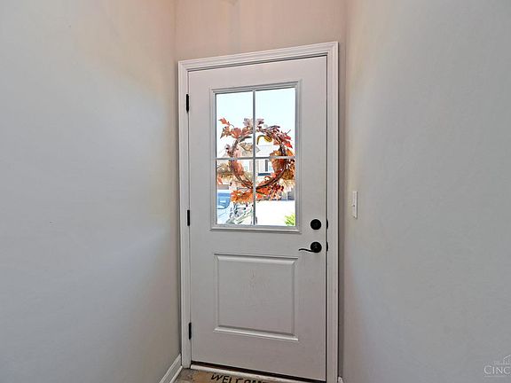 4th image of 5871 Parkview Ln #300