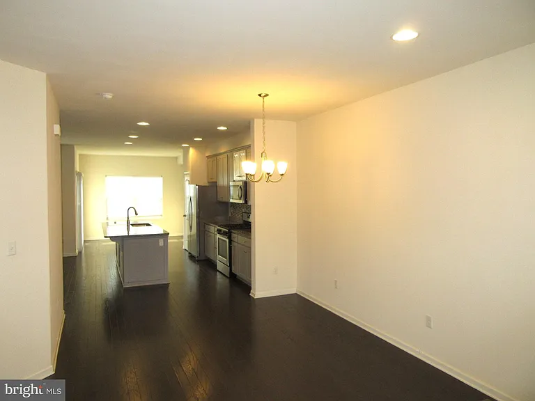 532 Liam Pl — Photo 5