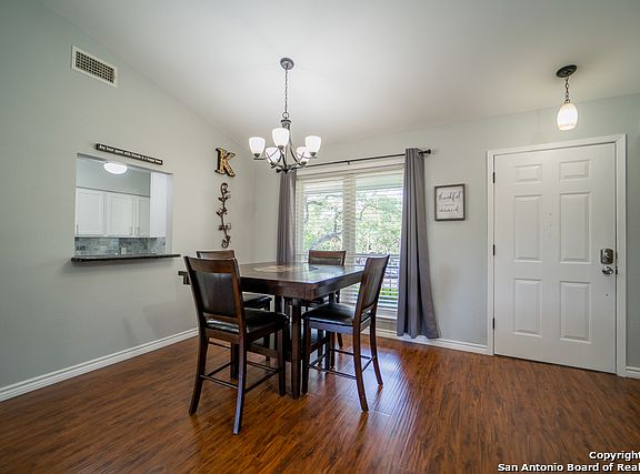 4th image of 1838 Pipestone Dr