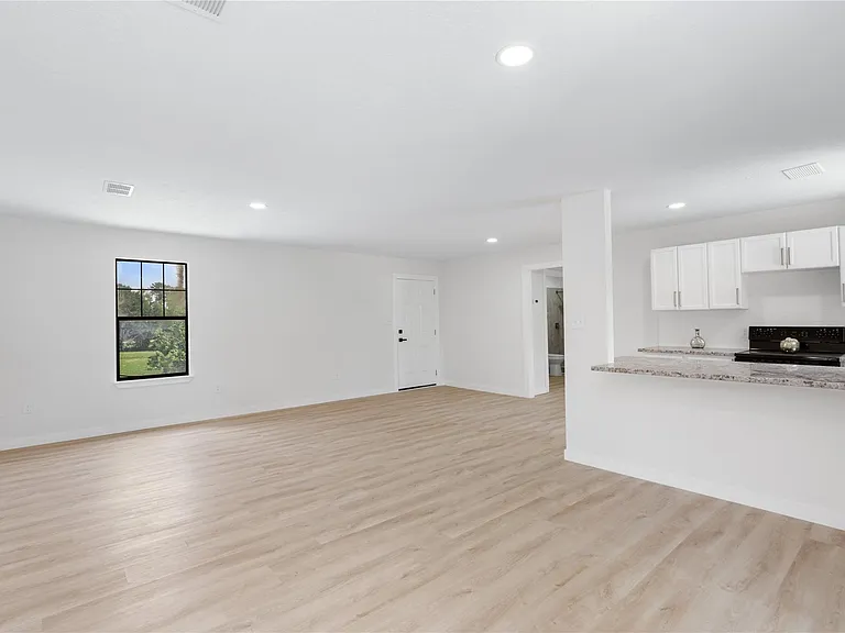 12019 Beth Ln — Photo 31