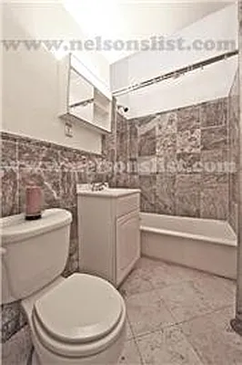 Rented by R New York | media 3