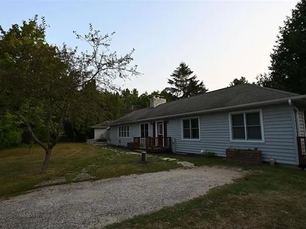 10445 N Bay Rd, Sister Bay, WI 54234