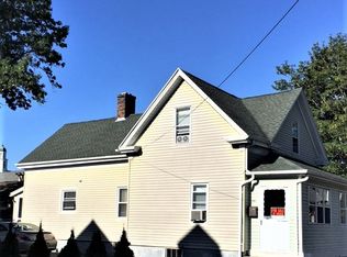 24 Congregational St, Bristol, RI 02809