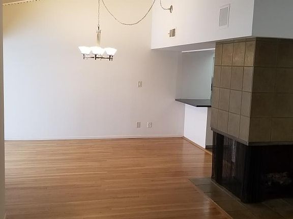 3rd image of 2590 Saint Andrews Dr