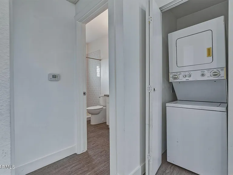 622 N 9th Ave #301 — Photo 18