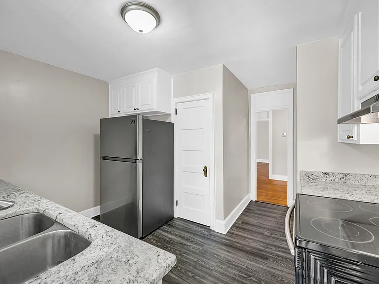 312 S Woodrow St — Photo 26