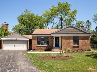 8331 N New England Ave, Niles, IL
