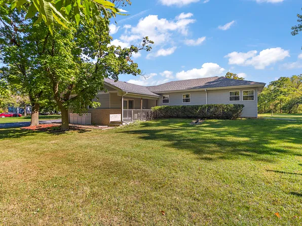 23765 S Loomis St, Crete, IL 60417