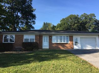 4639 Grandview Rd, Hanover, PA 17331
