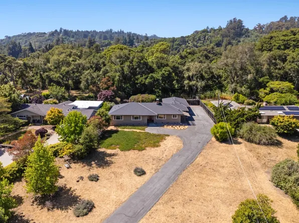 2071 Huntington Dr, Aptos, CA 95003