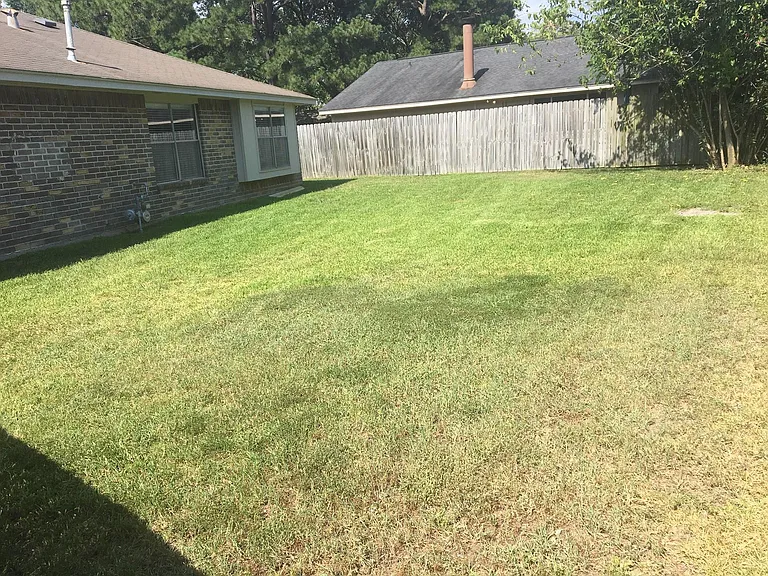 2618 Olster Dr — Photo 11