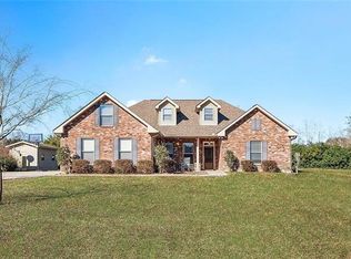 15153 Arleen Normand Dr, Covington, LA 70435