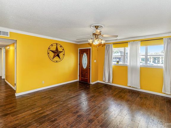 2nd image of 1706 Hibiscus Ave