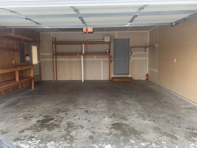 100 Stonegate Dr — Photo 26