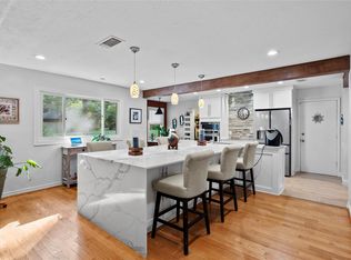 83 Woodhaven Wood Dr, The Woodlands, TX 77380