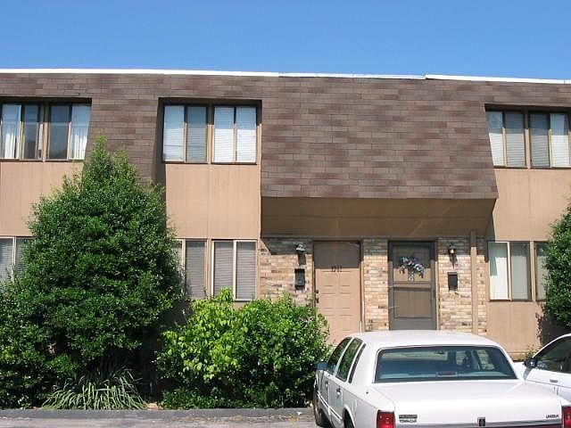 1st image of 1061 Harold Dr