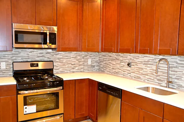 Rented by Oak Tree LLC | media 18