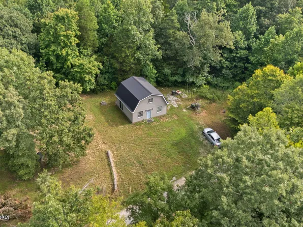 2241 Brooklyn Rd, Morgantown, KY 42261