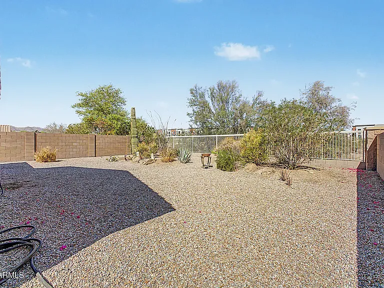 1509 S 237th Ln — Photo 26