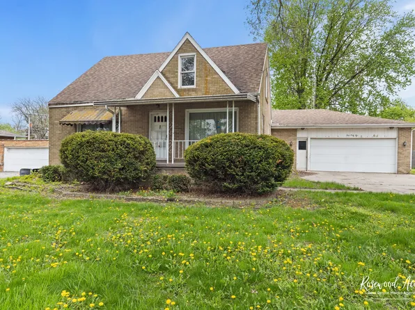 445 W Division St, Manteno, IL 60950
