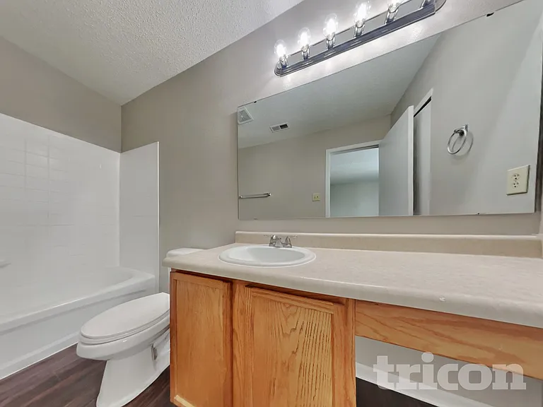 2720 Redland Ln — Photo 8