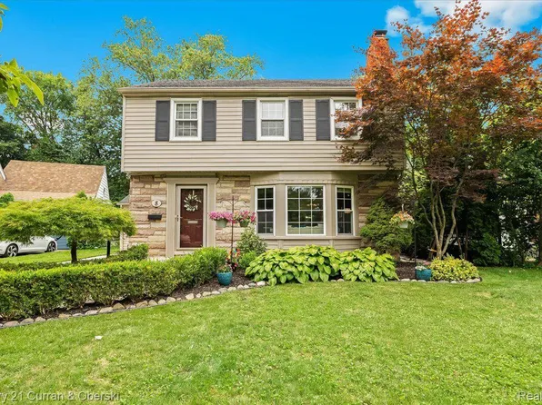8 Branford Ln, Dearborn, MI 48120