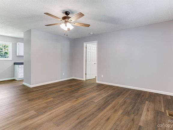 2nd image of 108 Barnes St