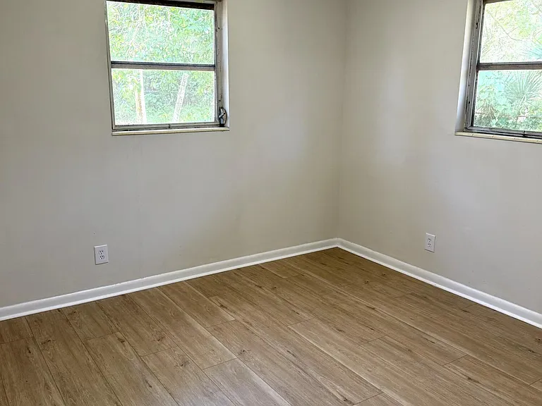 4705 Herta Rd — Photo 12
